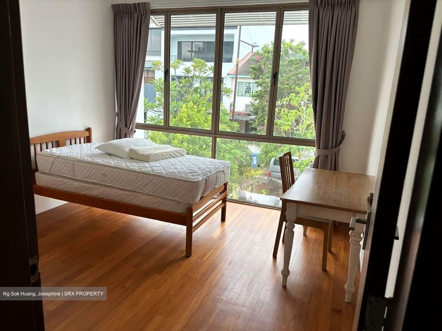 Siglap Park (D15), Terrace #604785161